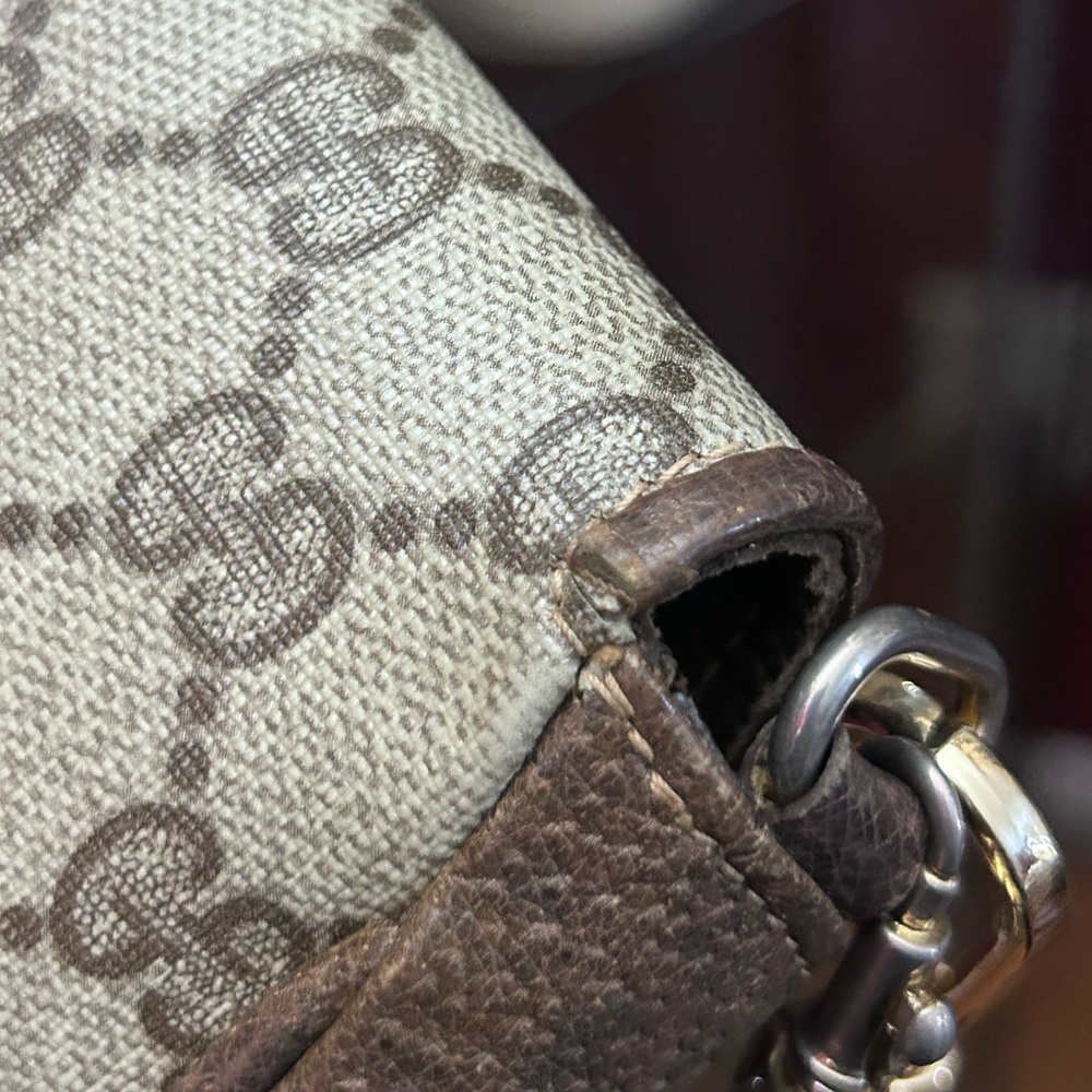 Vintage Gucci Crossbody in EUC - Picture 11 of 14